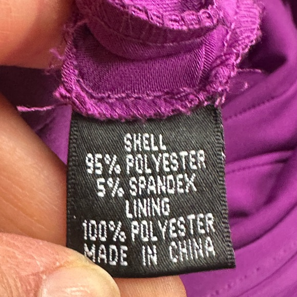 ADRIANNA PAPELL Short Sleeve, Form Flattering Purple Pleated Dress. V Neck Sz 6. - Picture 10 of 15